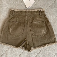 定価¥8000MEZELFショートパンツの画像