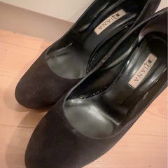 DIANA ダイアナ グリッターヒールパンプス ブラック×レッド 23.5cmの画像