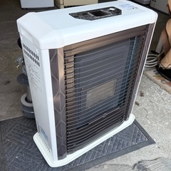 札幌市内配送可 21年製 サンポット ゼータスイング FF式輻射石油ストーブ FFR-G5640SX T 木造15畳/コンクリート23畳  の画像