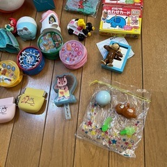 【中古・無料】おままごとセットなどおもちゃの画像