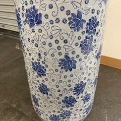 店舗、出張買取実施中★傘立て　花柄　陶器の画像
