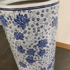 店舗、出張買取実施中★傘立て　花柄　陶器の画像