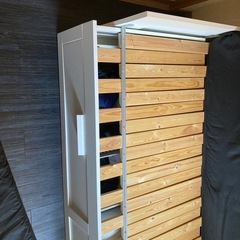 IKEA ダブルベッド＋マットレス2セットの画像