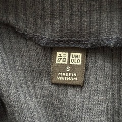 ☆中古美品☆ユニクロ　半袖カットソー(S)の画像