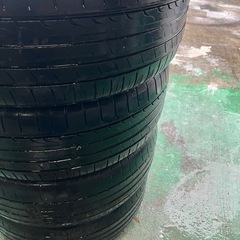タイヤ　4本セット　225/50r18　の画像