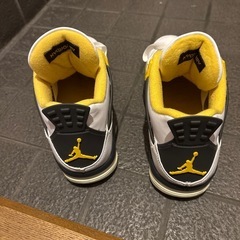 Nike Women's Air Jordan 4 Retro "Vivid Sulfur" ナイキ ウィメンズ エアジョーダン4 レトロ "ヴィヴィッドサルファー"最終の画像