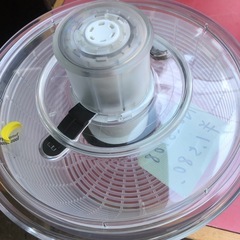 NO：3708  値下げ‼️サラダ水切り器❣️  未使用超お買い得品‼️の画像