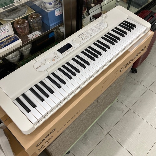 ⭐︎1ヶ月保証⭐︎カシオ　キーボード　2022年製　LK-526