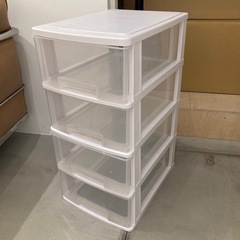 プラスチック　小物収納ケース
