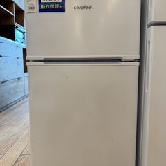 【６ケ月間保証付】2ﾄﾞｱ冷蔵庫　comfee　2021年製【ﾄ...