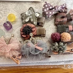 女の子ベビー向け　ヘアクリップほかの画像