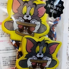 新品未開封＊トムとジェリーの携帯ストラップ2本セット、未開封。の画像