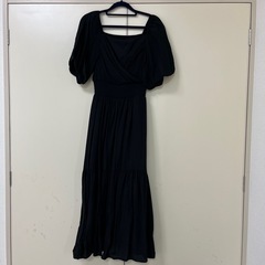 GRLの黒ワンピース　Fサイズ