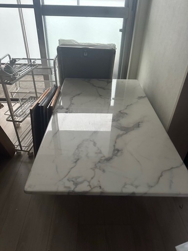 大理石ローテーブル