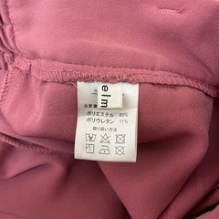　レディース　
ピンクのパンツの画像