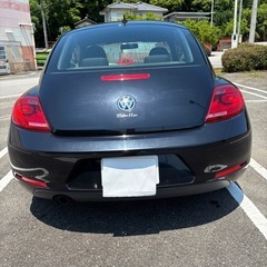 👍H25 フォルクスワーゲン ザ•ビートル‼️ デザイン ターボ👏実走行91,300km 🤩⭐️車検令和8年2月 👌純正TVナビ/ETC/Bluetooth/HIDオートライト👌ワンオーナー👌記録簿多数あり👌修復歴無し❗️大人気😍 室内綺麗な禁煙車‼️即渡しそのまま乗って帰れますの画像