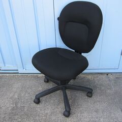 特価！　事務イス　ブラック　肘なし　
