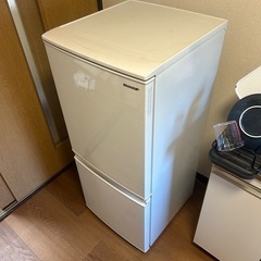 美品　SHARP 冷凍冷蔵庫　SJ-D14E-Wの画像