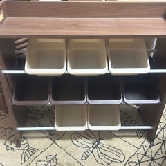 おもちゃ棚　収納棚