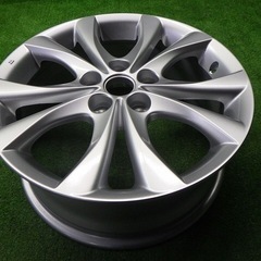 未使用品　マツダ　純正　17X7J　+52.5　5H　PCD11...