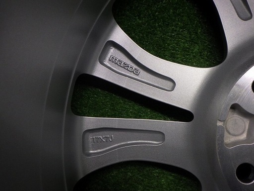 未使用品　マツダ　純正　17X7J　+52.5　5H　PCD114.3　BL系　アクセラ　241126002 マツダ