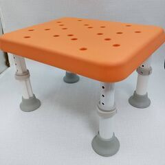 【B67】パナソニックエイジーフリー　浴槽台　高さ調節可　防カビ加工　の画像