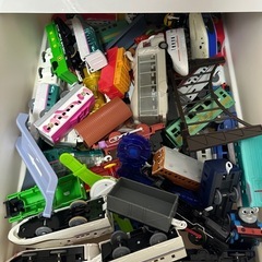 プラレールたくさんありますの画像