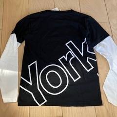 新品　140長袖Tシャツの画像