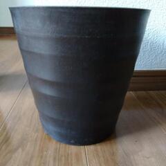 鉢　プランターの画像