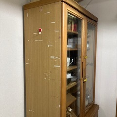 食器棚の画像