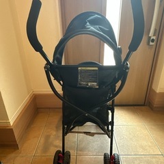 折り畳みベビーカーの画像
