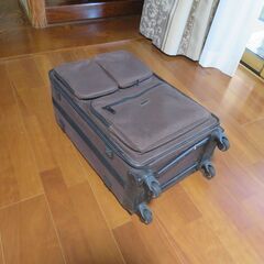 スーツケースの画像