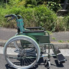 中古車椅子　タイヤ新品交換済の画像