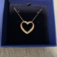 スワロフスキー Swarovski　Cupidon ペンダントの画像