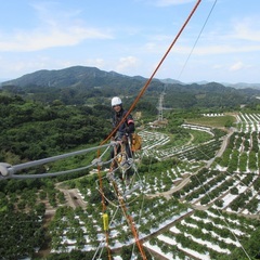 送電線架線・鉄塔組立作業員募集！　未経験でも大丈夫、丁寧に指導します。