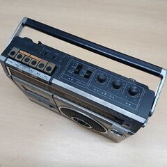ジャンク品　東芝ラジオカセットレコーダー　999円の画像