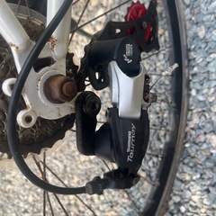 クロスバイク SPIRIT Bicycles SHIMANO ７段変速 ホワイト タイヤ交換必須の画像