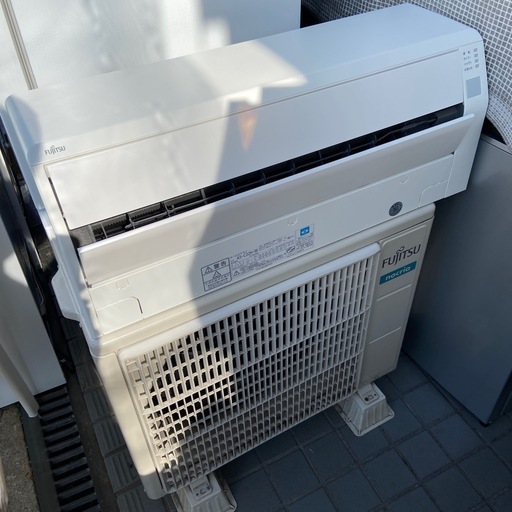 FUJITSUルームエアコン(家庭用) エアコン　室内機　室外機