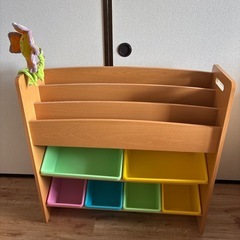 子供用本棚、おもちゃ入れ