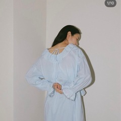 CASAFLINE フリルワンピースの画像