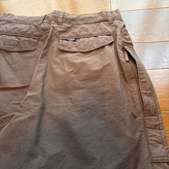 メンズハーフパンツ茶色の画像