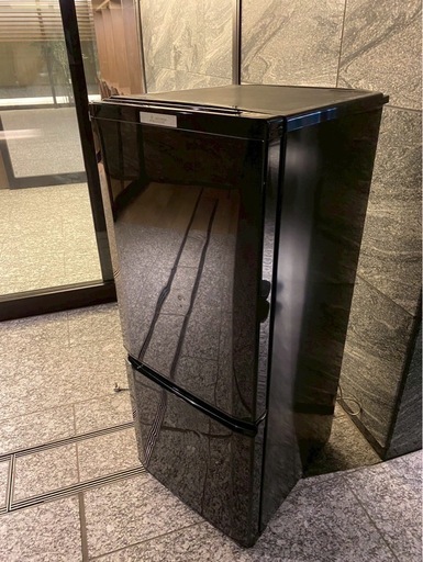 23日お譲り（運搬費込）三菱146ℓ 2017年製 状態良好‼️