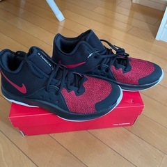 未使用　NIKE エア　バーサタイル3 　26.5センチの画像