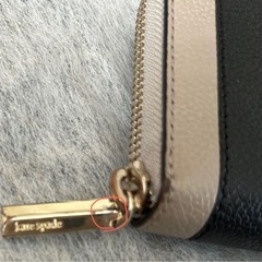 kate spade ケイトスペード 長財布 PWRU7100 721  と思われます①の画像