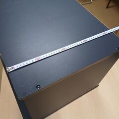  収納台　美品　観音扉　500円　　45×52 高さ40㎝の画像