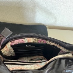 新品未使用Latico レザーショルダーバッグの画像