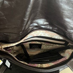 新品未使用Latico レザーショルダーバッグの画像