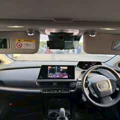 トヨタ　プリウス Z　ディスプレイオーディオ　ムーンルーフ　ETC2.0　バックカメラ　　クルーズコントロール　走行距離1.3万キロの画像