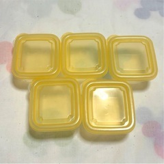 離乳食容器　大３個　中１２個　小5個　計　２０個の画像