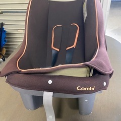 combi チャイルドシート　